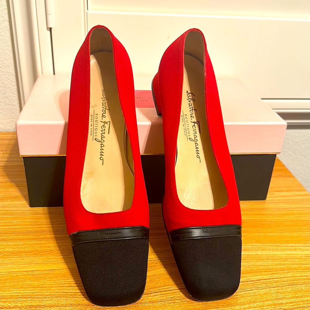 Salvatore Ferragamo Red and black ladies shoes size 9.5